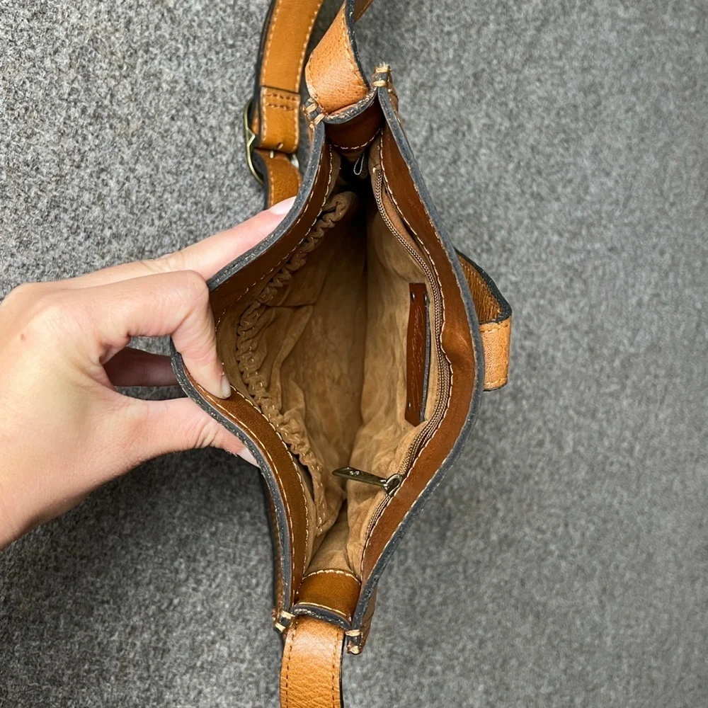 Patricia Nash Venezia Tooled Leather Tan Crossbody Shoulder Pouch Bag Western